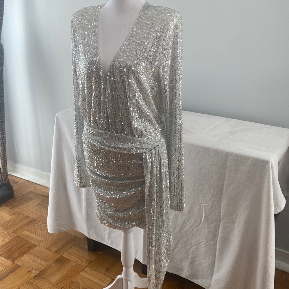 Women’s dress